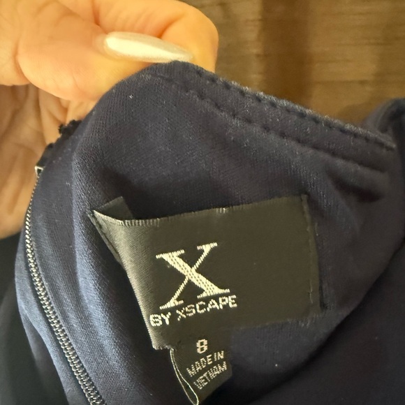 Xscape Marianna Navy One Shoulder Scuba Crepe Gown Size 8 Formal Dress - Picture 8 of 11